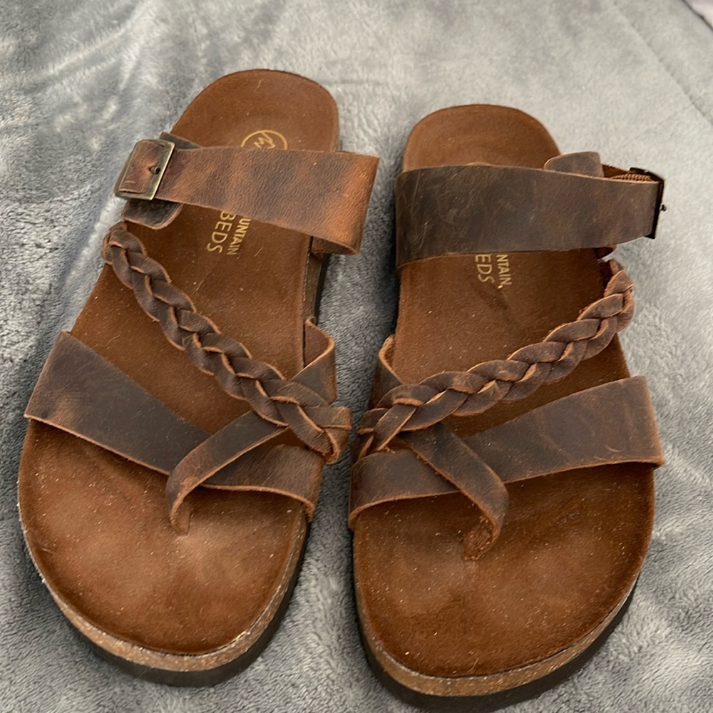 I have worn them once, the shoes didn't fit. They are a size 8.